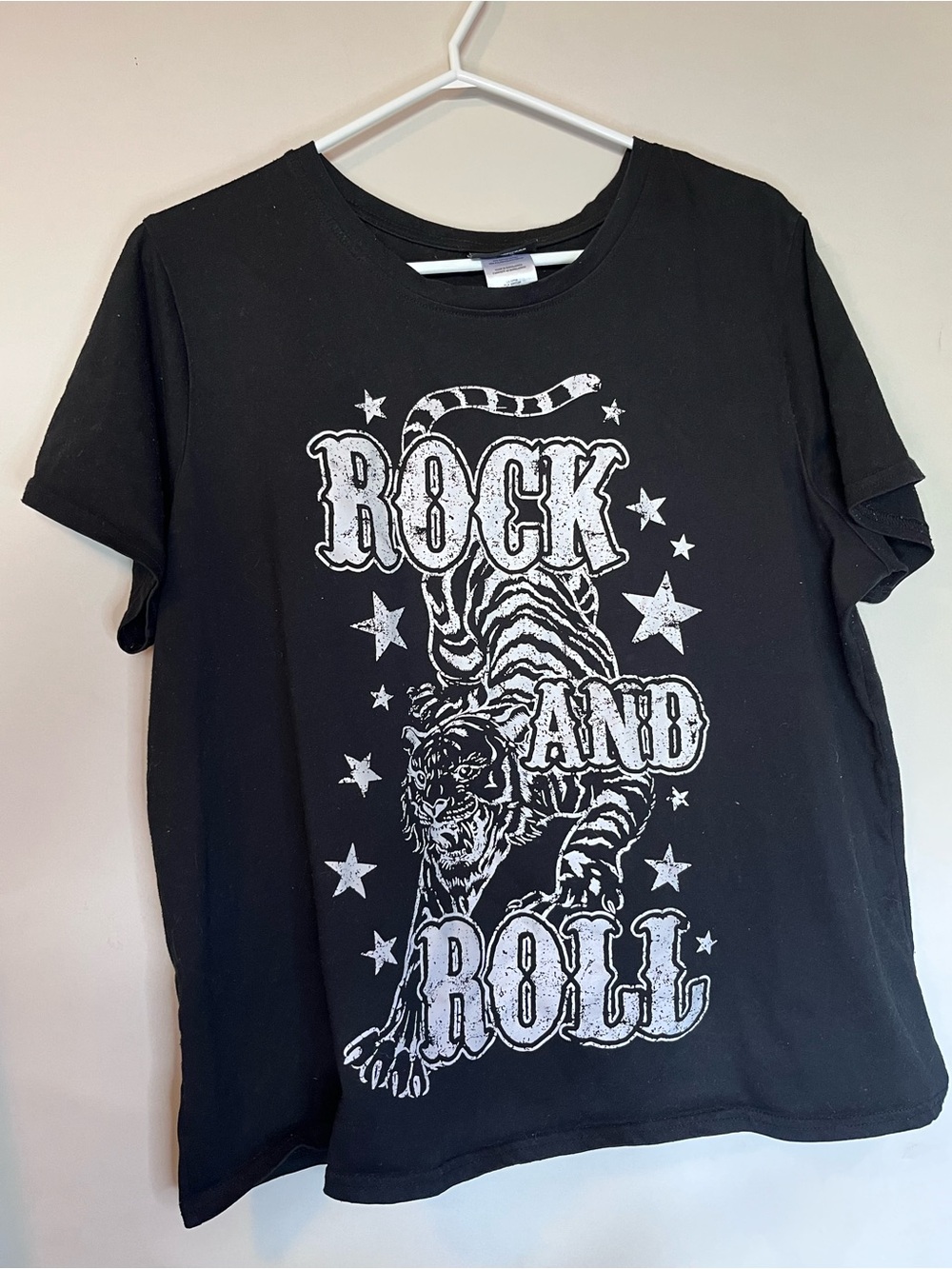Black 'Rock and Roll' Tiger Graphic Short-Sleeve Tee